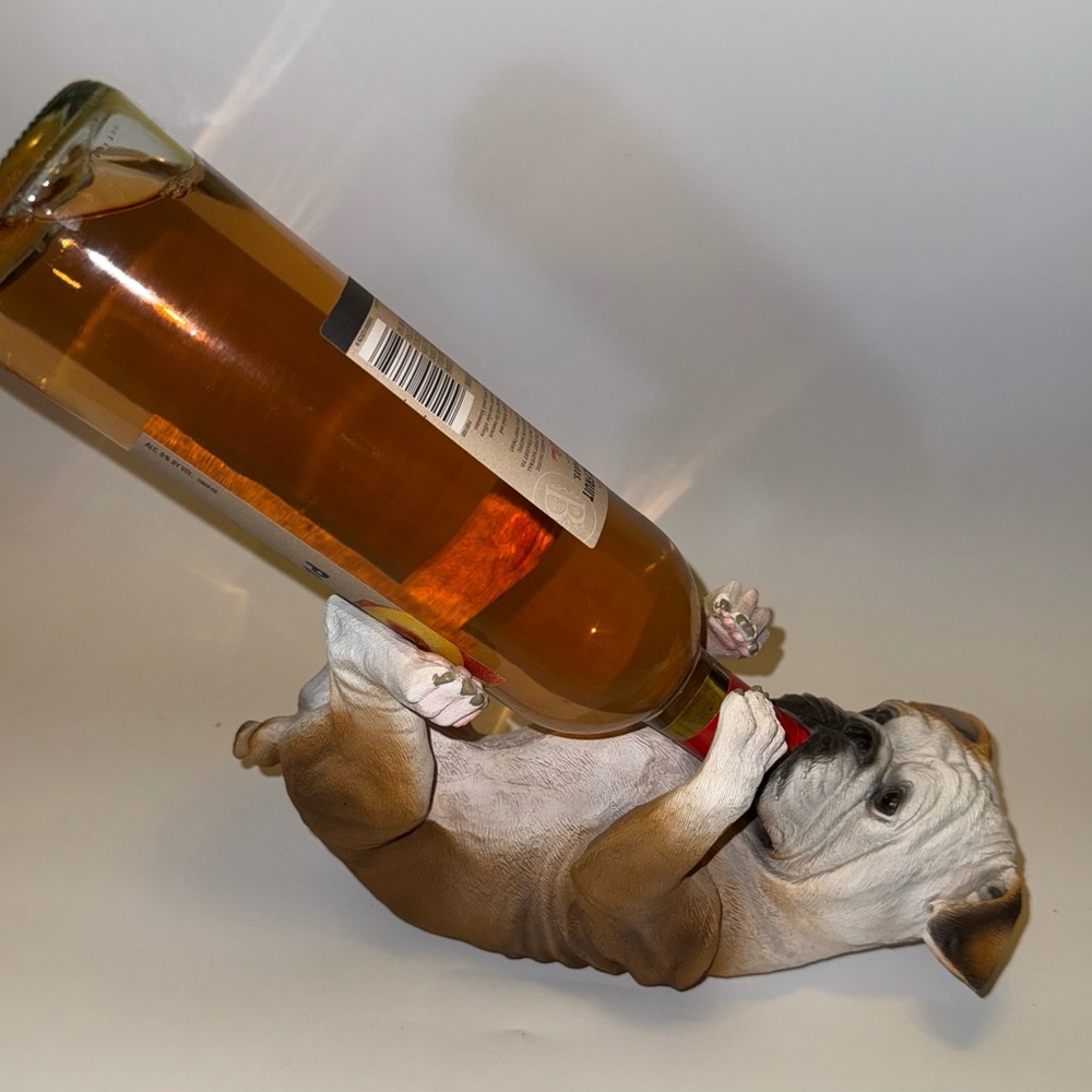 Bulldog Wine Bottle Holder